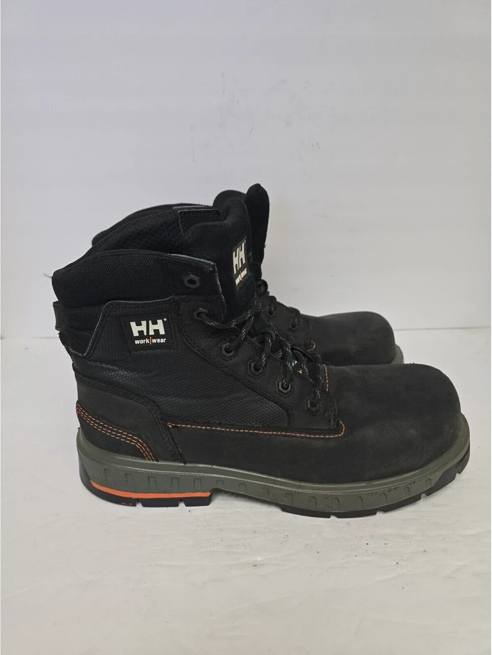 Helly Hansen used boots